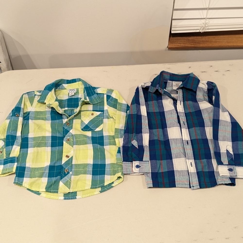 2 Button down shirts - 3t boys